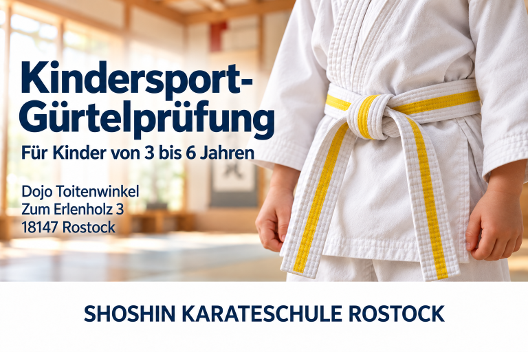 Kindersport-Gürtelprüfung für Kinder von 3 bis 6 Jahren im Dojo Toitenwinkel, Zum Erlenholz 3, 18147 Rostock – Kind im Karateanzug mit weiß-gelbem Gürtel.